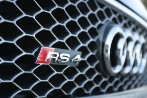 Audi RS4 Parrilla